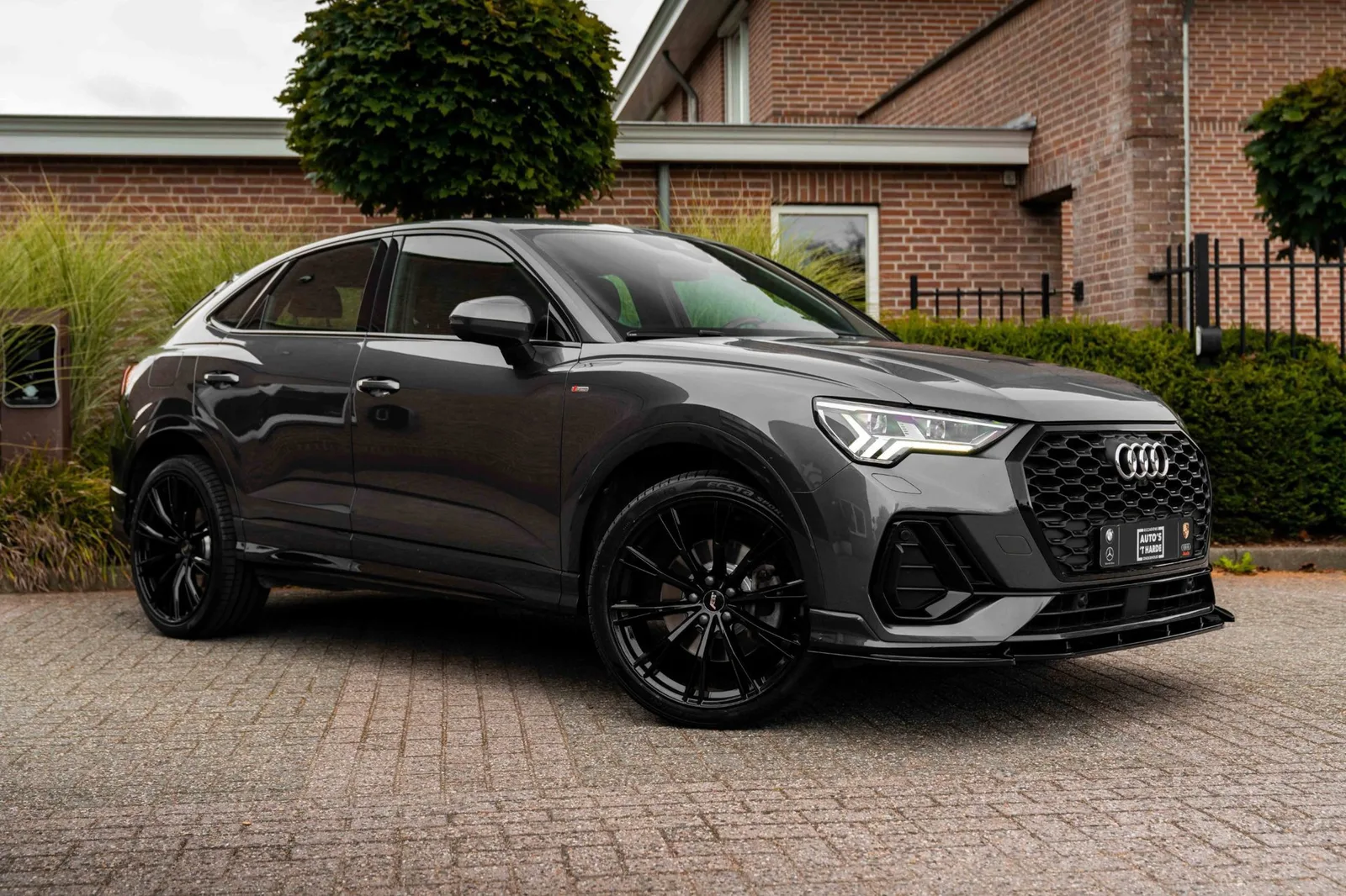 Audi Q3 Sportback (2021) — foto 1
