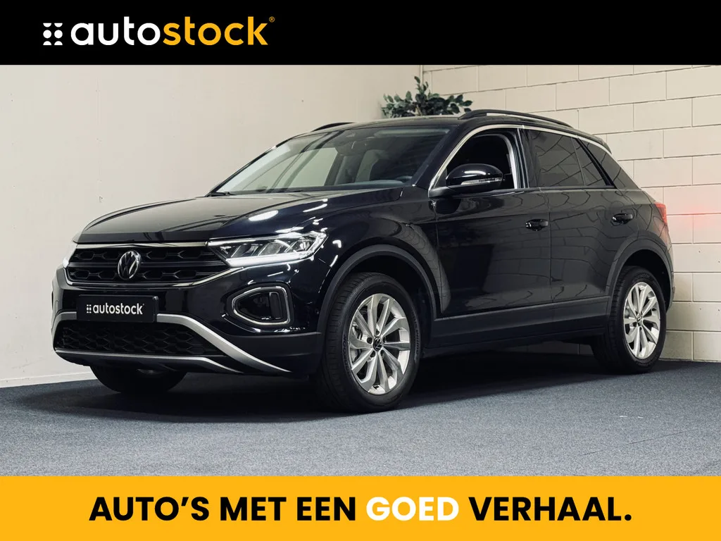 Volkswagen T-Roc (2024) — foto 1
