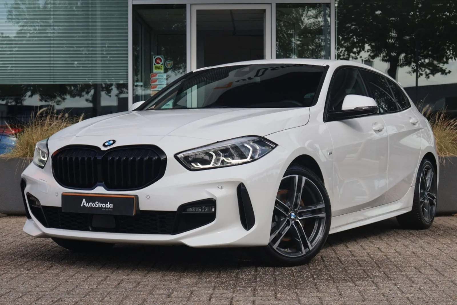 BMW 1-Serie (2021) — foto 1