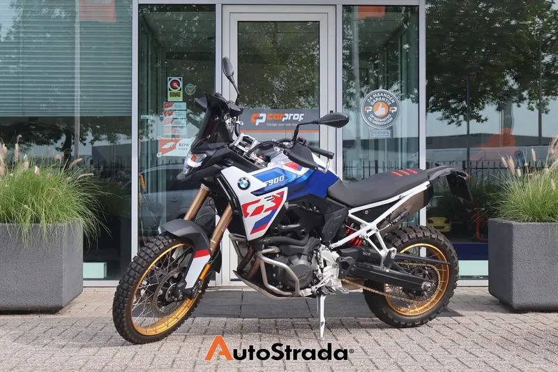 BMW F 900 GS (2025)