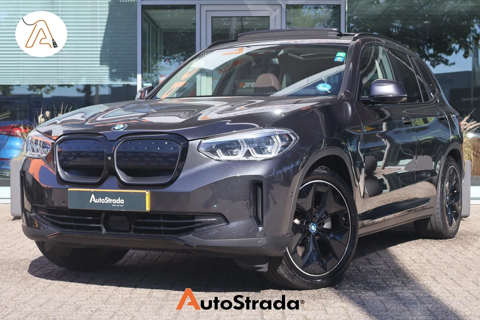 BMW iX3 (2021) — foto 1