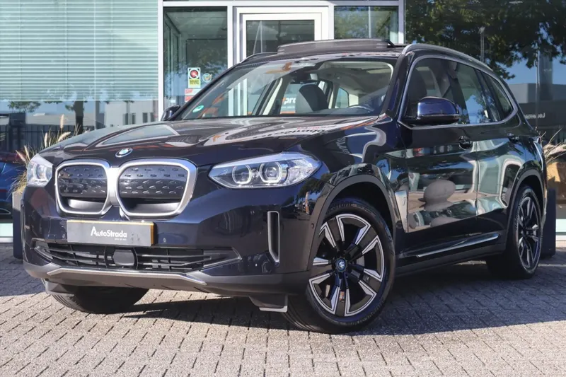 BMW iX3 (2021)