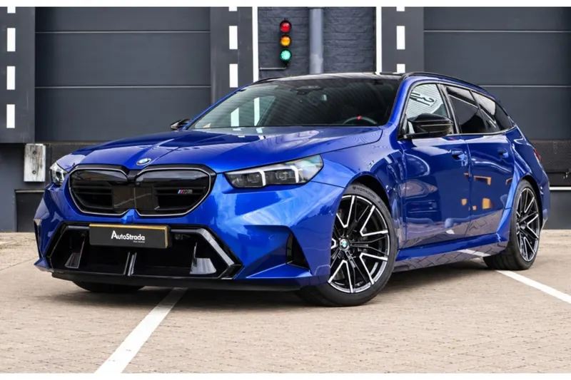 BMW M5 (2025)