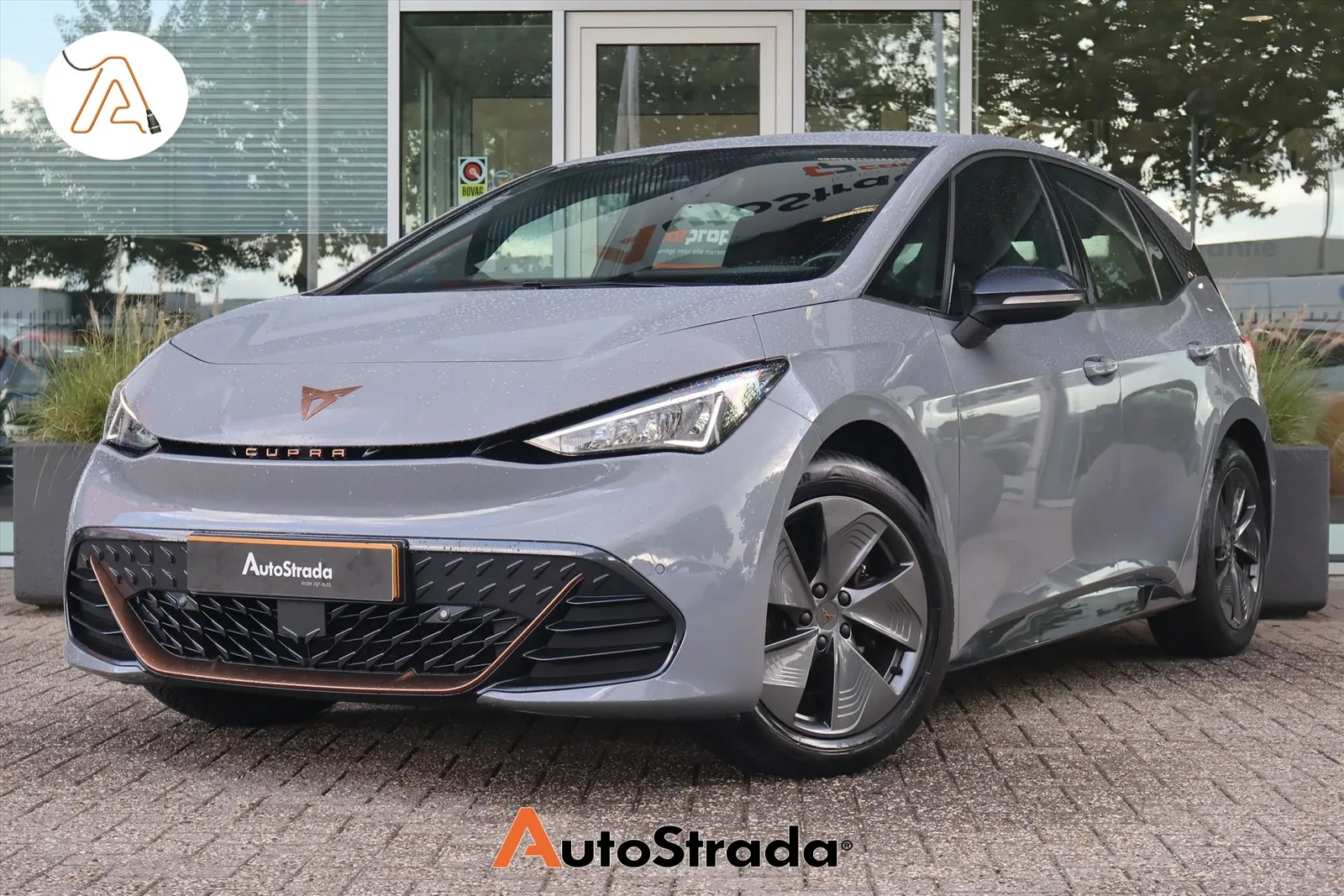 CUPRA Born (2021) — foto 1