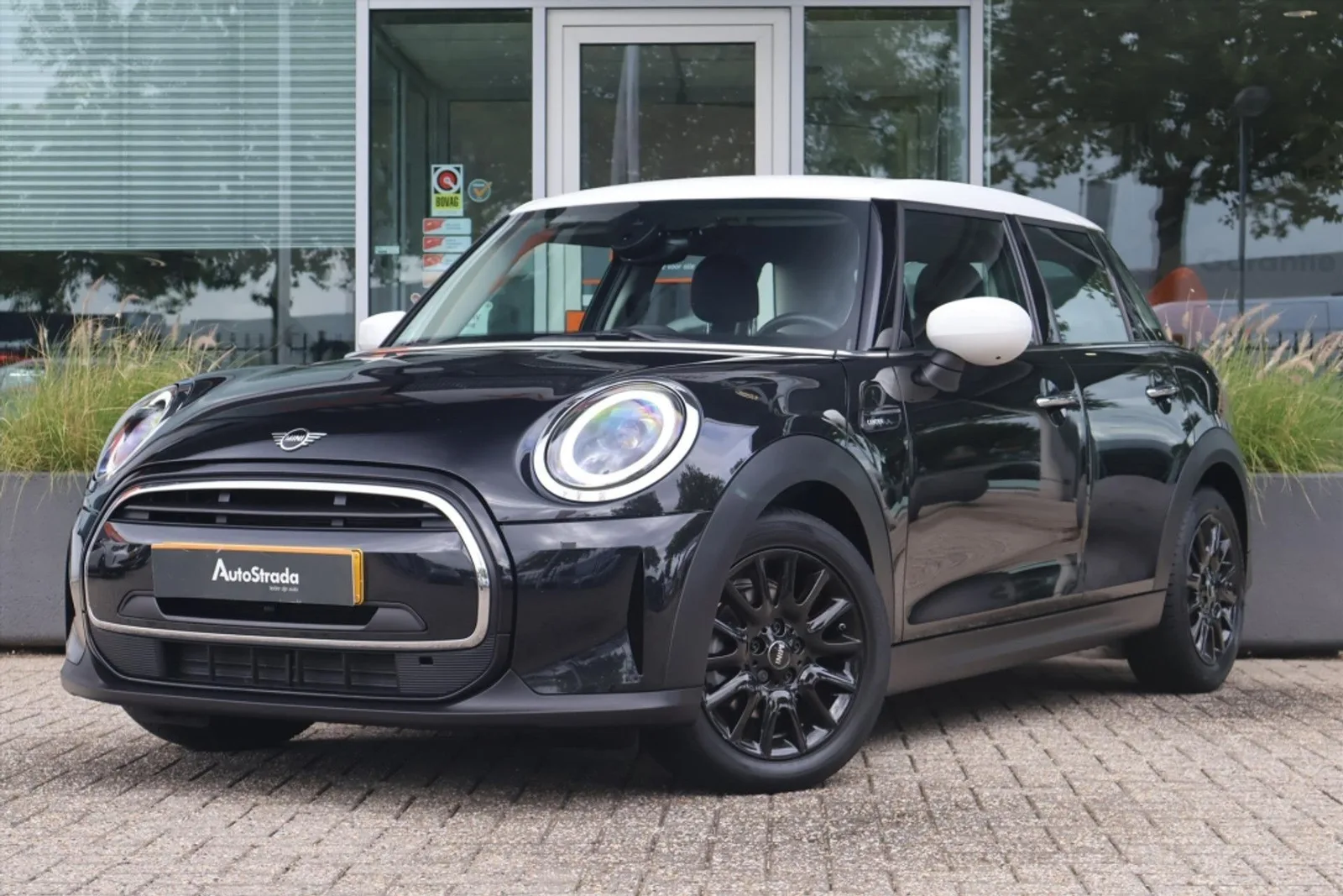 MINI Cooper (2023) — foto 1