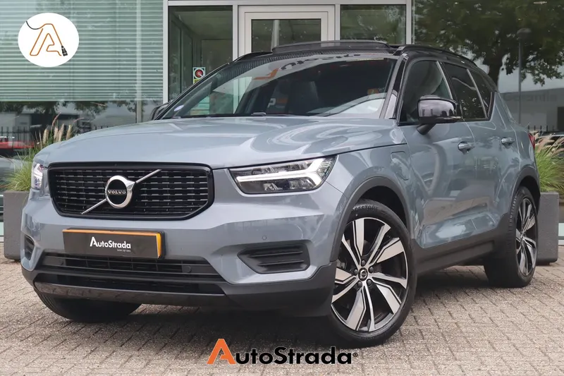 Volvo XC40 (2021)