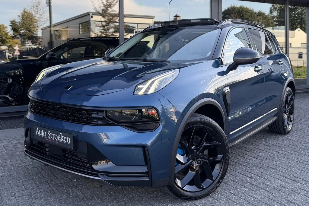 Lynk & Co 01 (2022) — foto 1