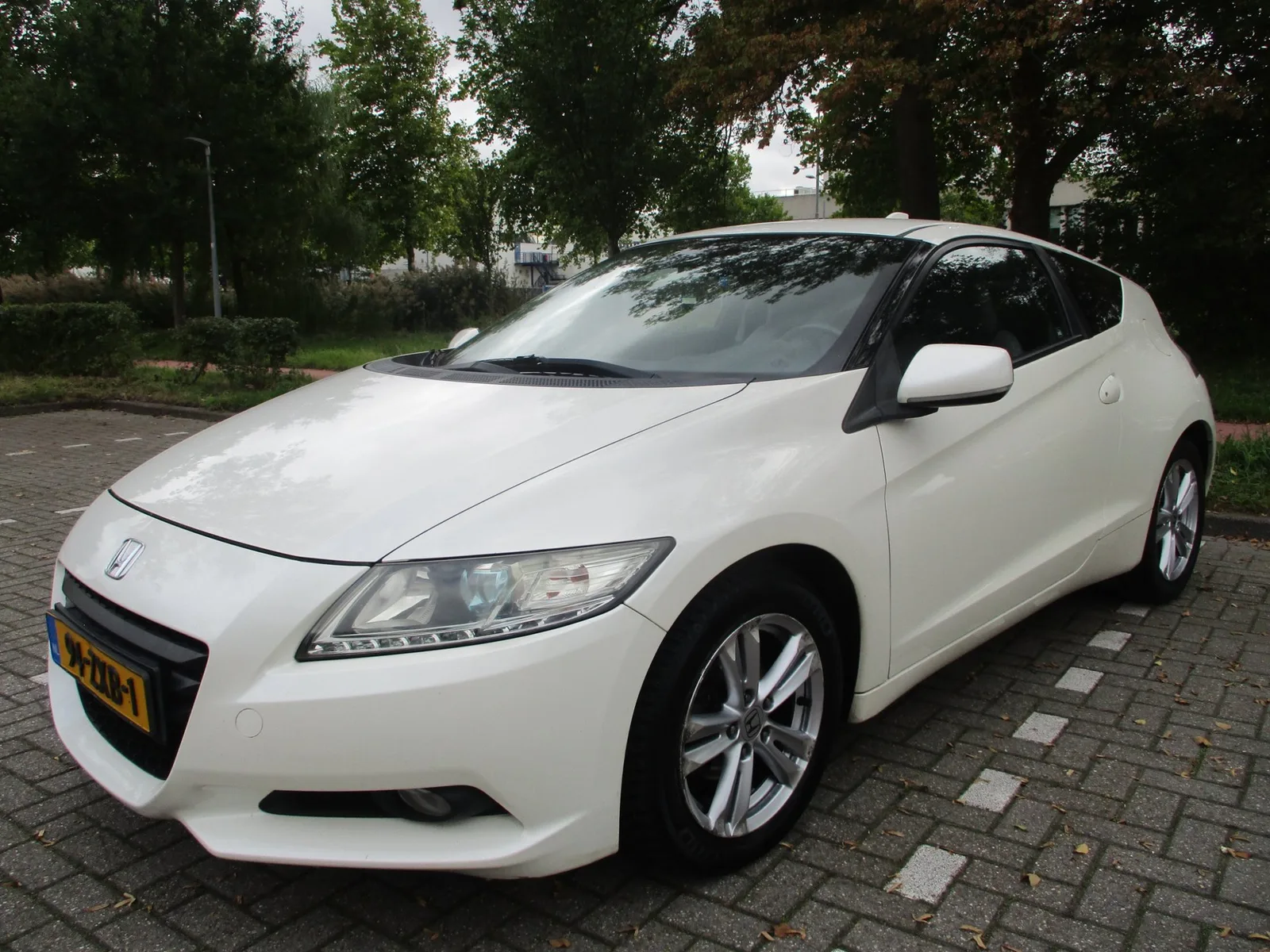 Honda CR-Z (2013) — foto 1