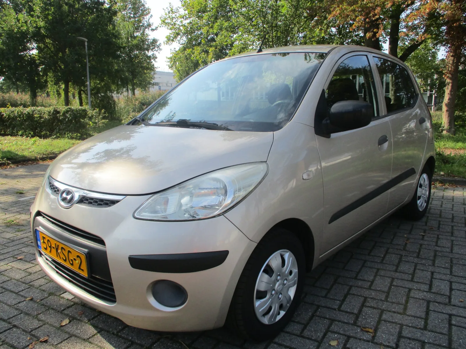 Hyundai i10 (2010) — foto 1