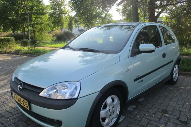 Opel Corsa (2001)