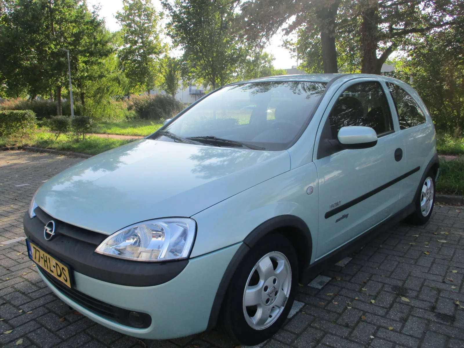 Opel Corsa (2001) — foto 1