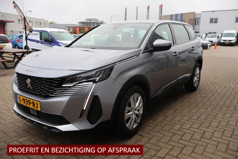 Peugeot 5008 (2021)