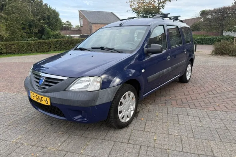 Dacia Logan MCV (2008)