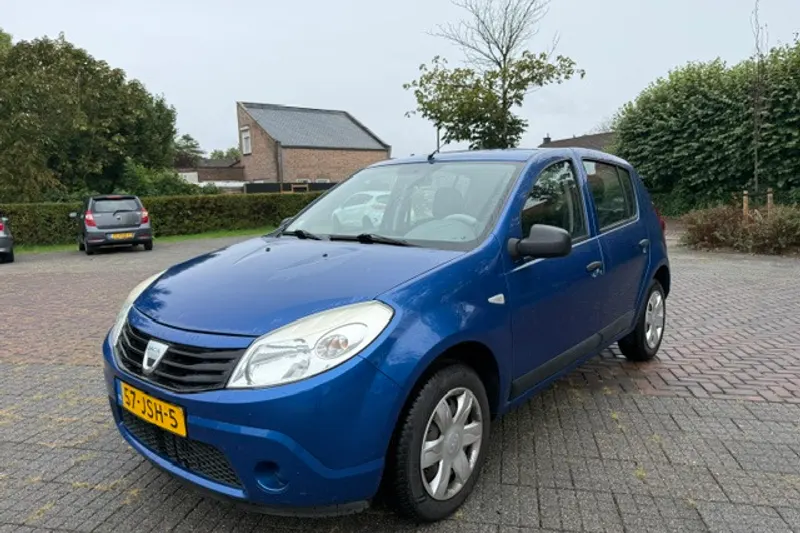 Dacia Sandero (2009)
