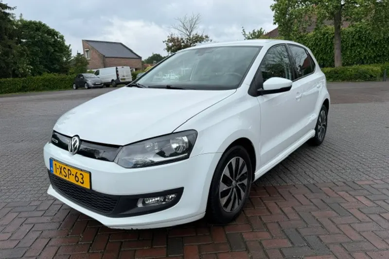 Volkswagen Polo (2015)