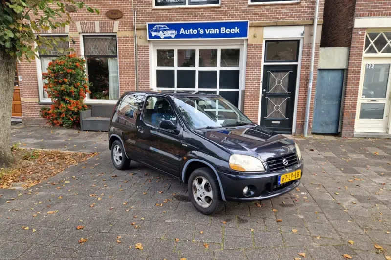 Suzuki Ignis (2003)