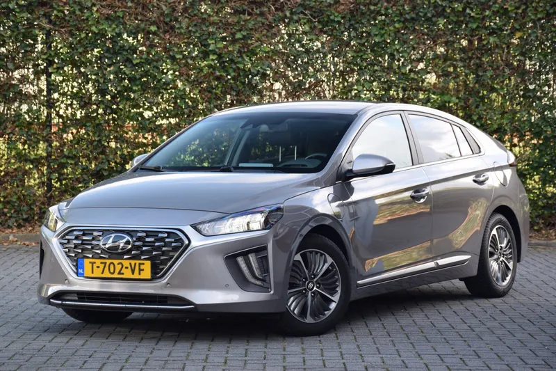 Hyundai Ioniq (2022)