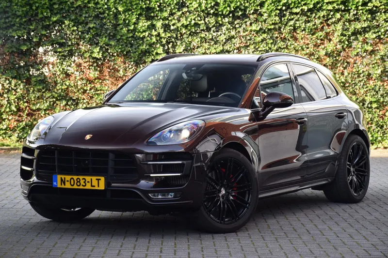 Porsche Macan (2015)