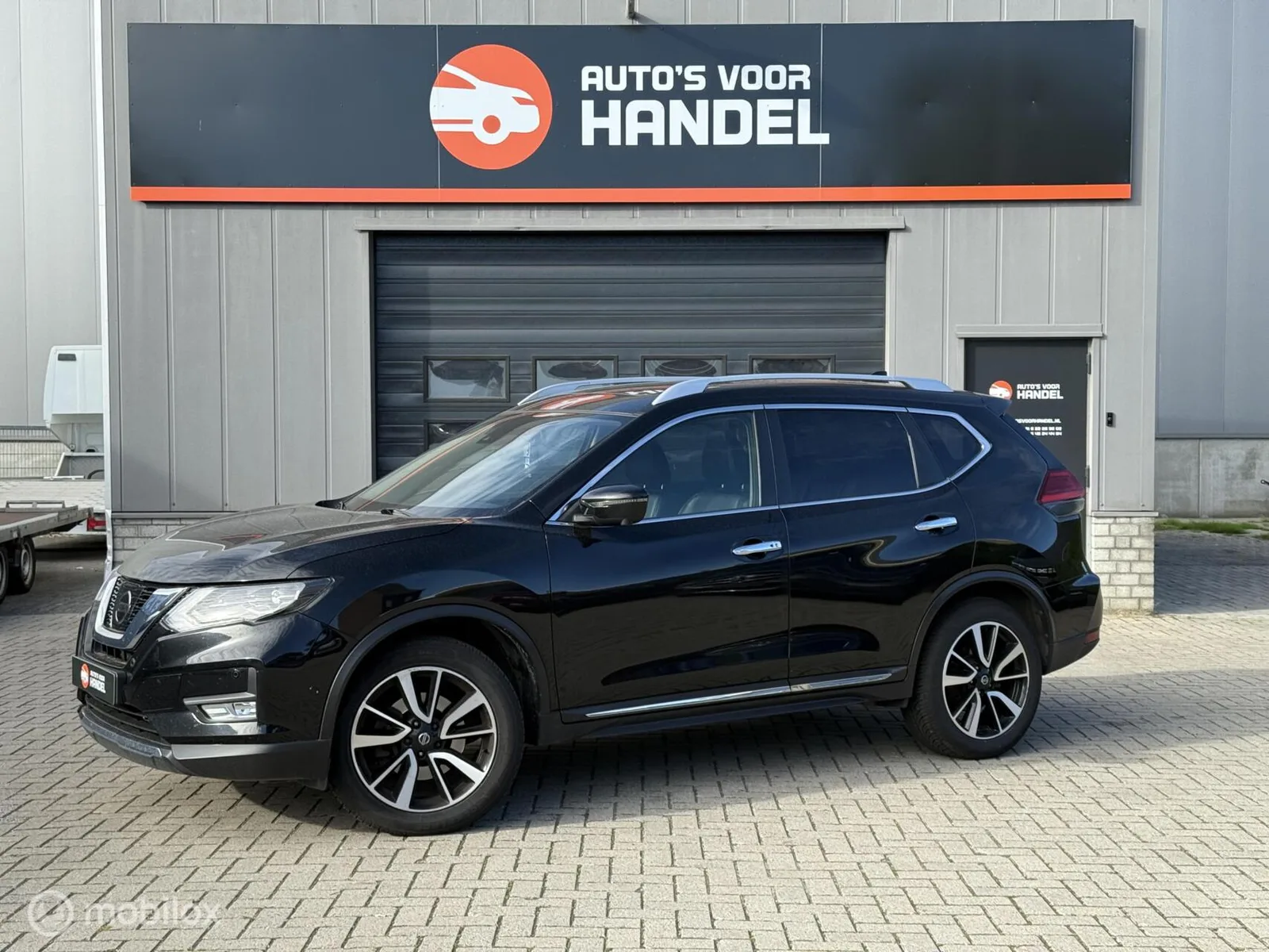 Nissan X-Trail (2018) — foto 1
