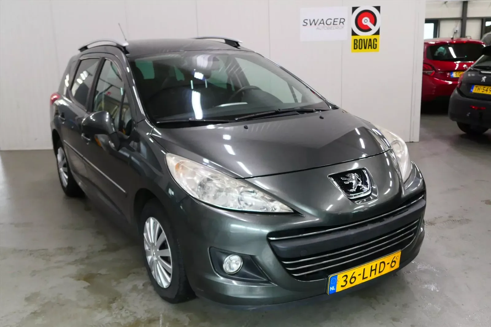 Peugeot 207 (2010) — foto 1