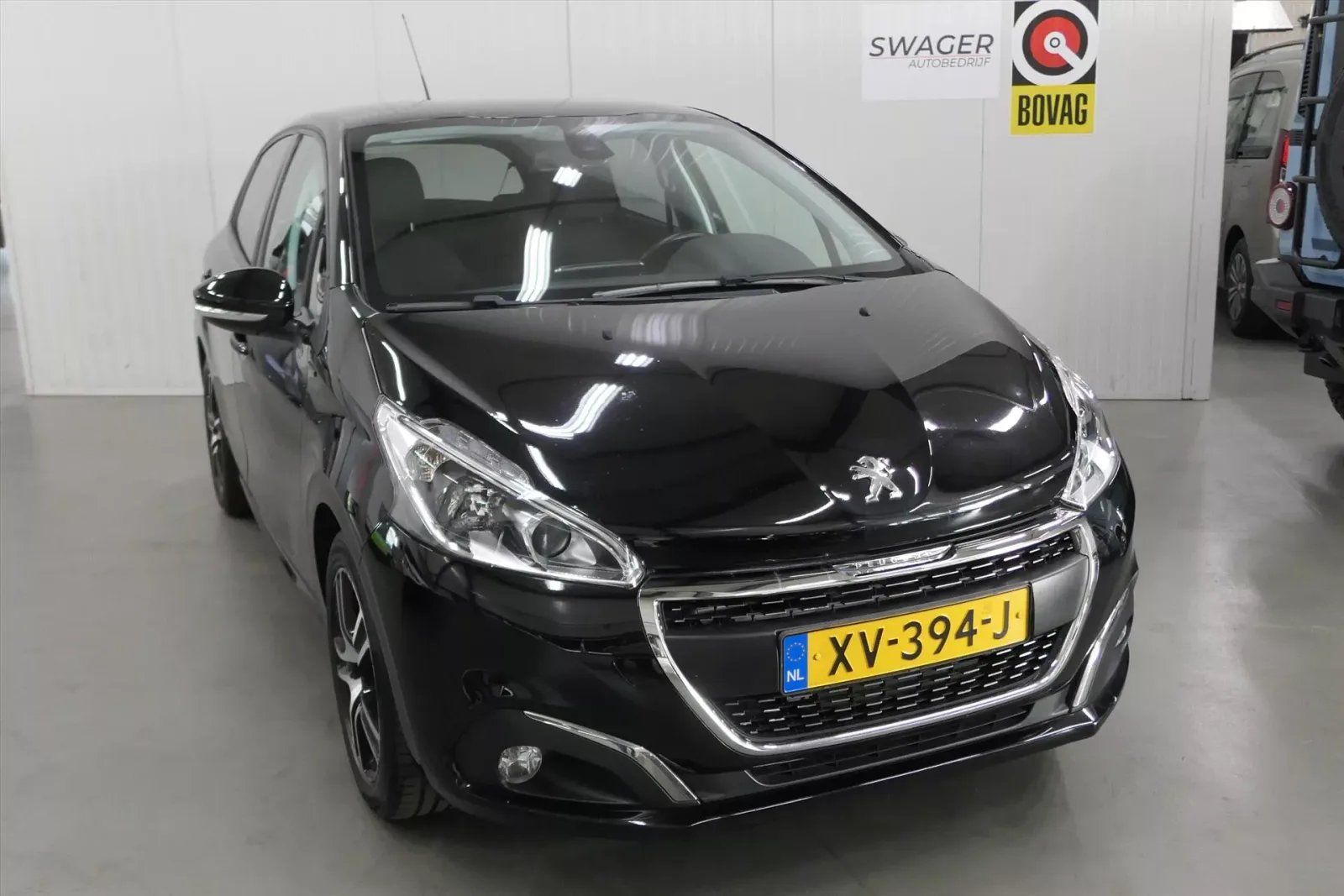 Peugeot 208 (2019) — foto 1