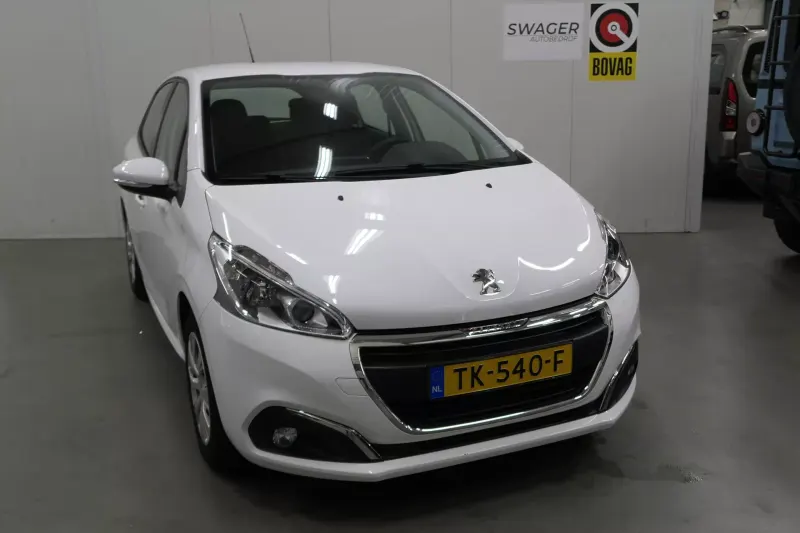 Peugeot 208 (2018)