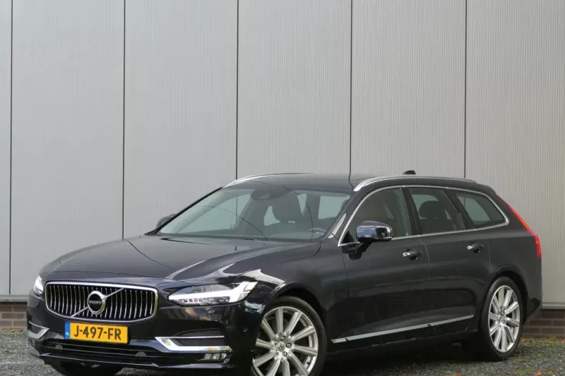 Volvo V90 (2016)