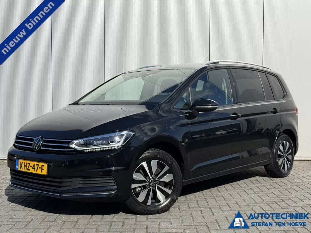 Volkswagen Touran (2025) — foto 1