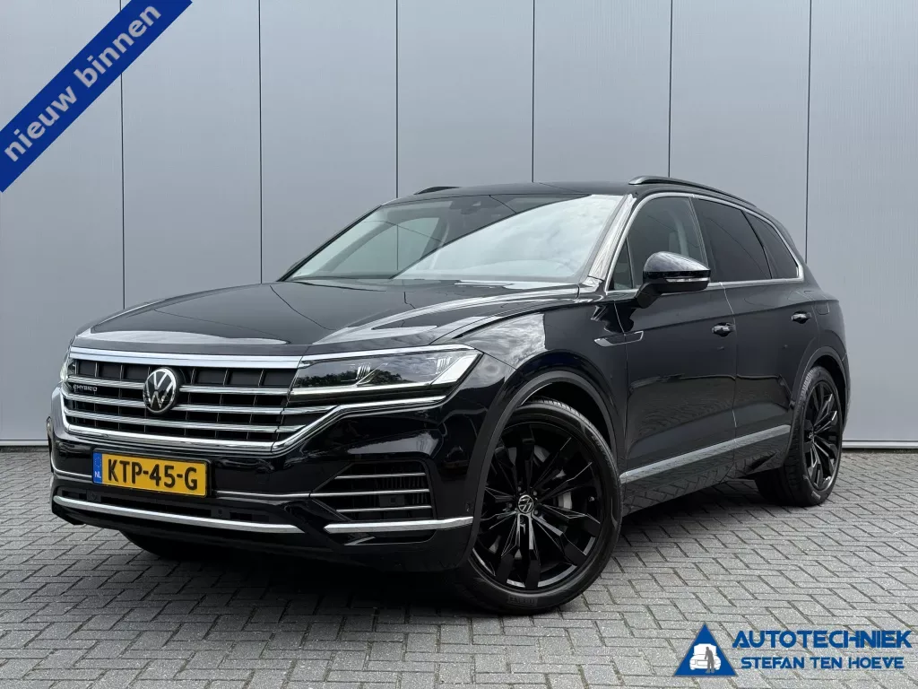 Volkswagen Touareg (2022) — foto 1