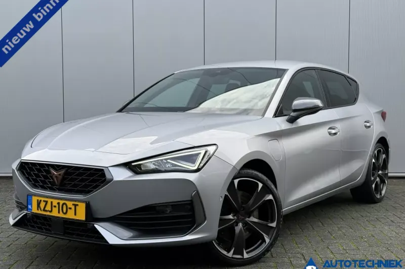 CUPRA Leon (2021)