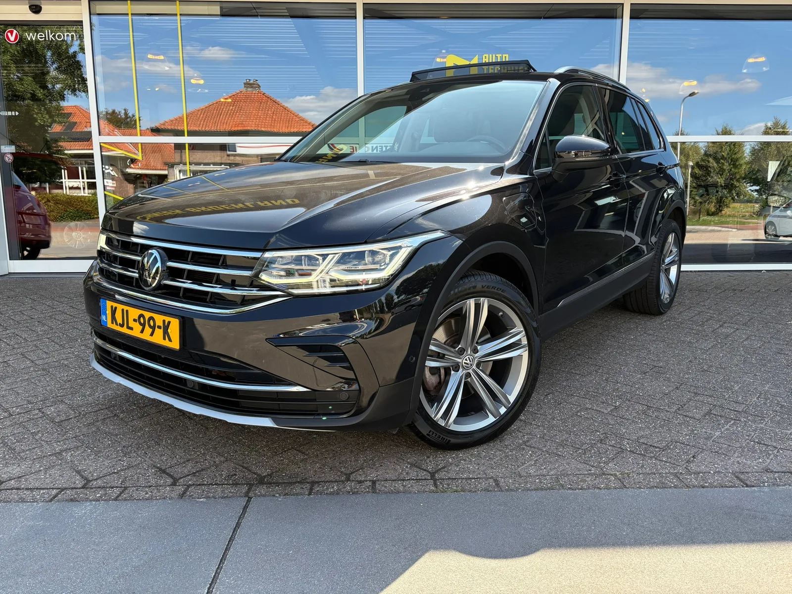 Volkswagen Tiguan (2023) — foto 1