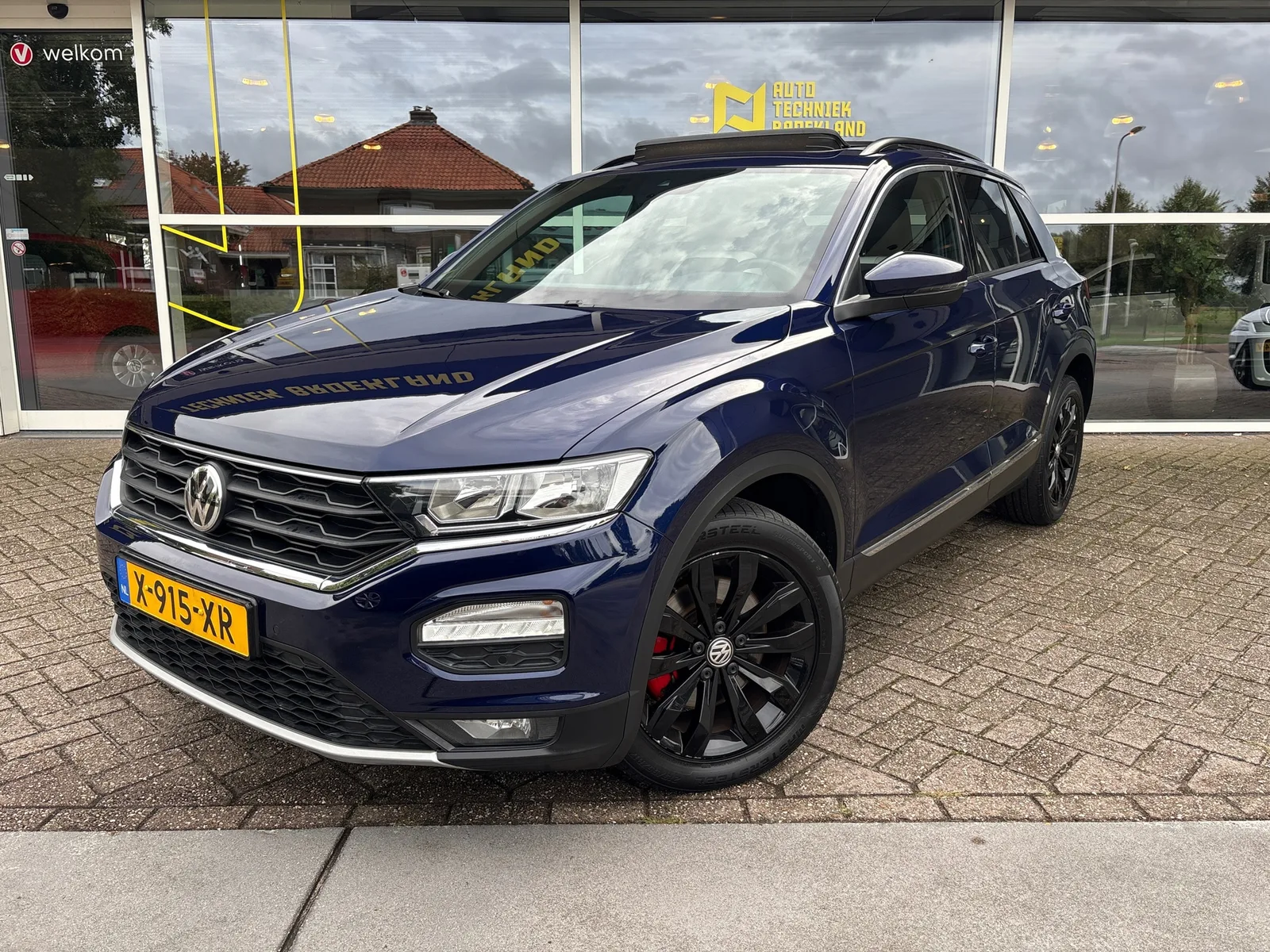 Volkswagen T-Roc (2019) — foto 1