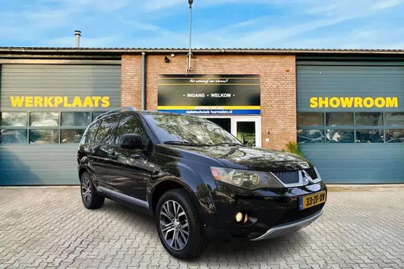 Mitsubishi Outlander (2008)