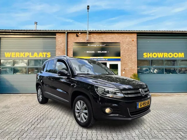 Volkswagen Tiguan (2012) — foto 1