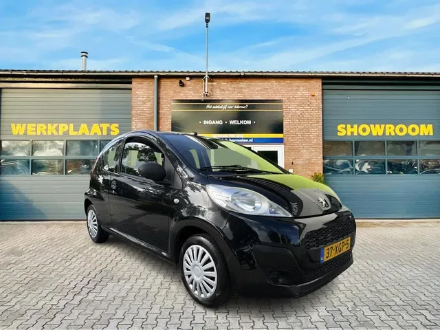 Peugeot 107 (2012) — foto 1