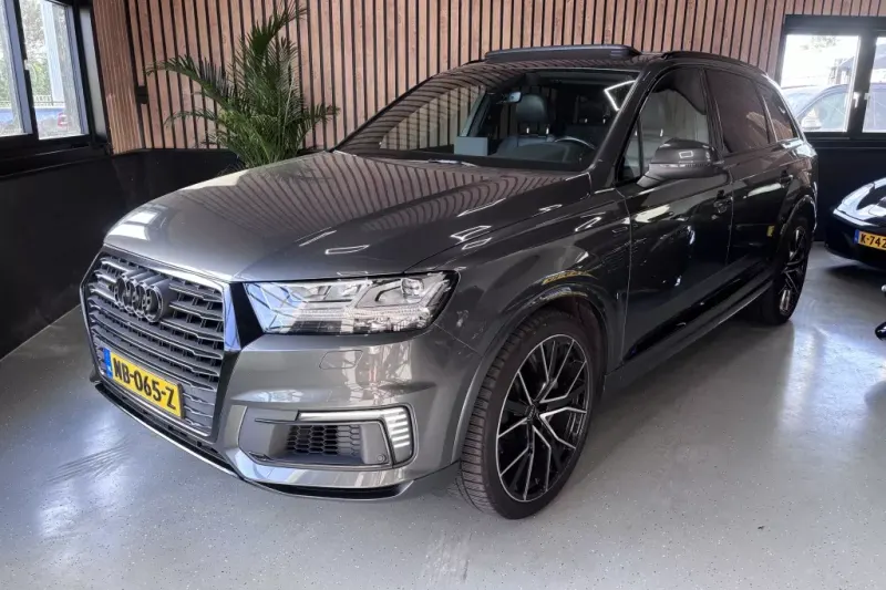 Audi Q7 (2016)