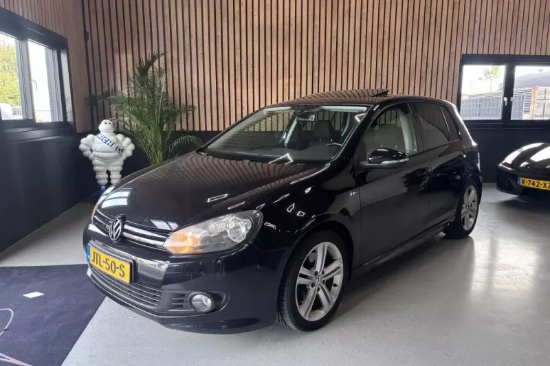 Volkswagen Golf (2010)