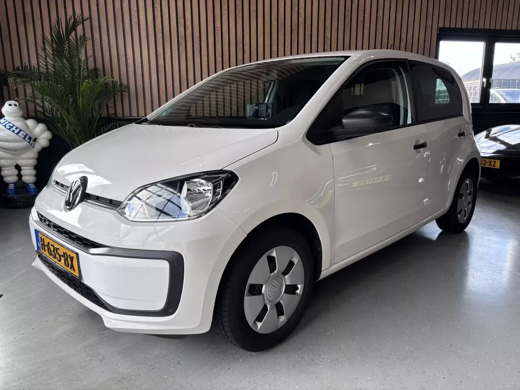 Volkswagen Up! (2020) — foto 1