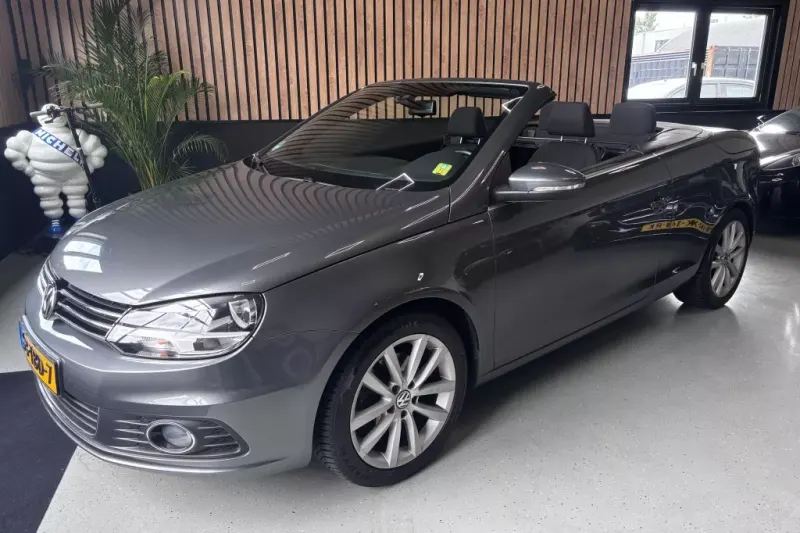 Volkswagen Eos (2012)