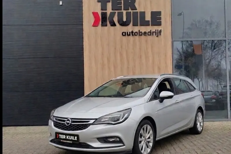 Opel Astra (2017)