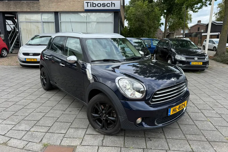 MINI Countryman (2012)