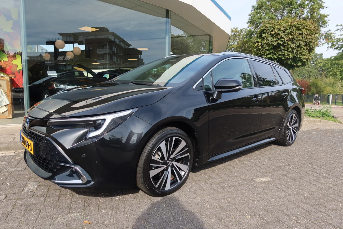 Toyota Corolla (2025) — foto 1