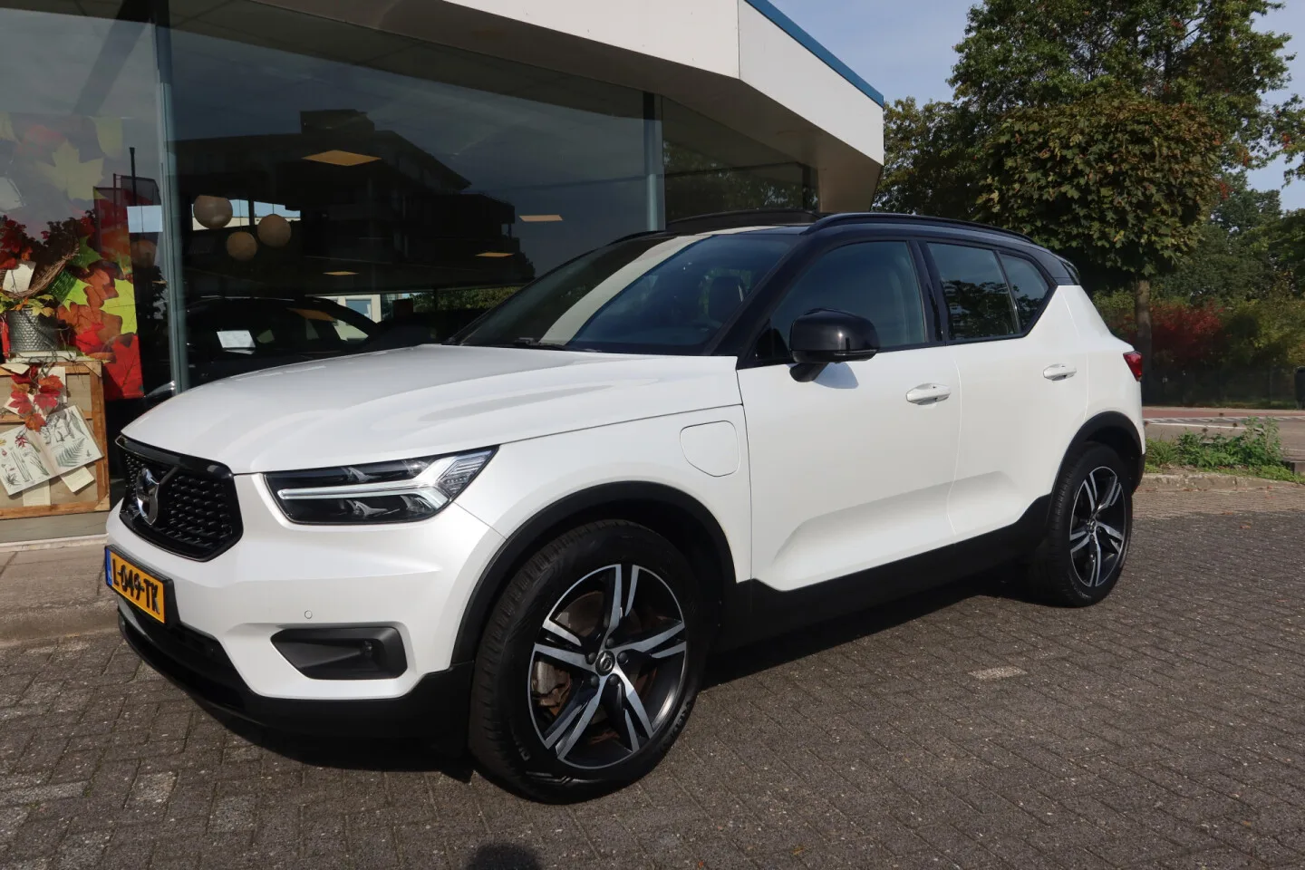 Volvo XC40 (2021) — foto 1
