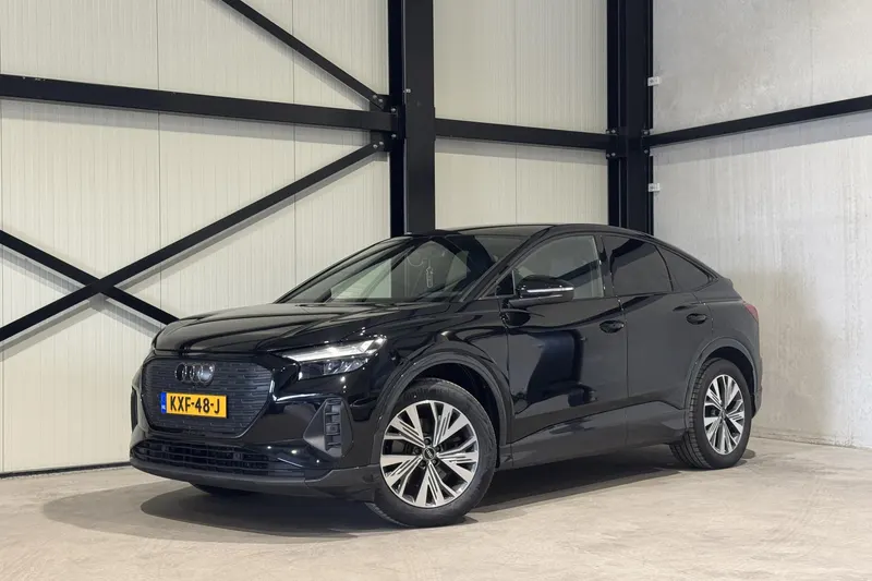 Audi Q4 e-tron (2022)