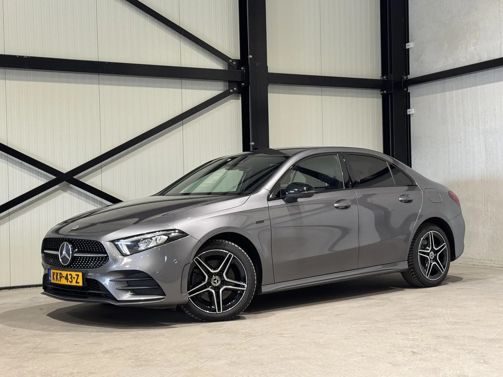 Mercedes-Benz A-Klasse (2021) — foto 1