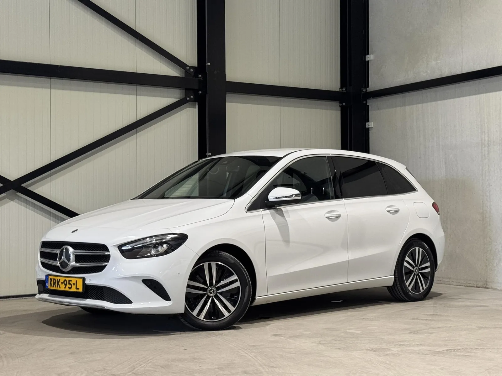Mercedes-Benz B-Klasse (2022) — foto 1