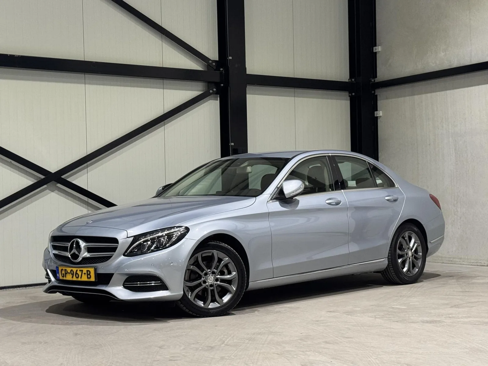 Mercedes-Benz C-Klasse (2015) — foto 1