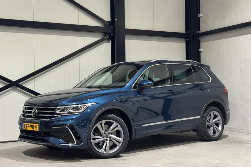 Volkswagen Tiguan (2022)