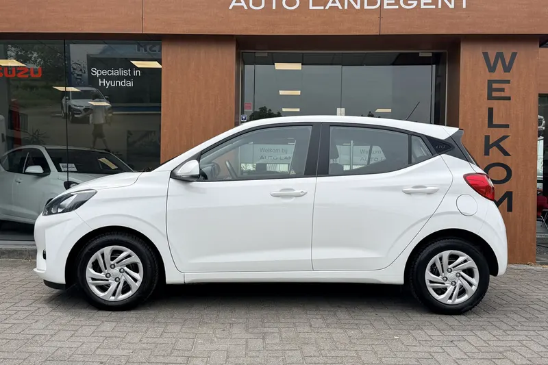 Hyundai i10 (2023)