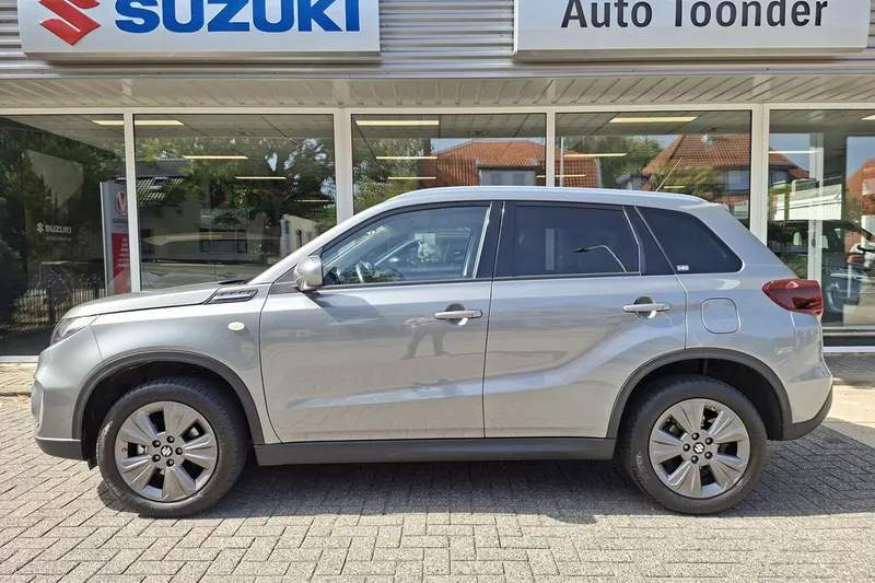 Suzuki Vitara (2022)
